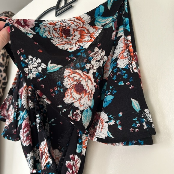 Floral wrap dress - Picture 4 of 5